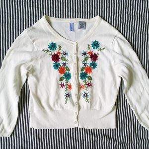 Embroidered floral cardigan